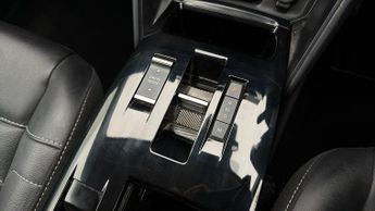 Citroen C4 PURETECH SHINE PLUS S/S EAT8