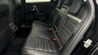 Citroen C4 PURETECH SHINE PLUS S/S EAT8