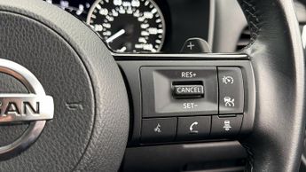 Nissan Qashqai DIG-T N-CONNECTA DCT