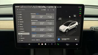 Tesla Model Y BASE