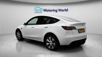 Tesla Model Y BASE