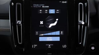 Volvo XC40 RECHARGE T4 R-DESIGN
