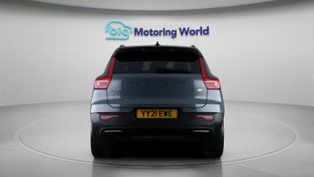 Volvo XC40 RECHARGE T4 R-DESIGN