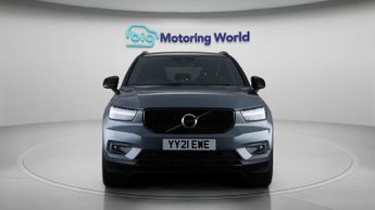 Volvo XC40 RECHARGE T4 R-DESIGN