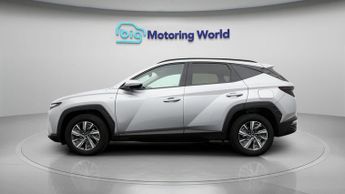Hyundai TUCSON T-GDI SE CONNECT DCT