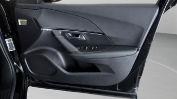 Peugeot E-2008 GT