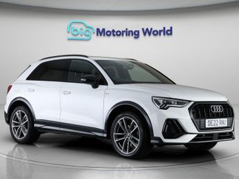 Audi Q3 TFSI S LINE BLACK EDITION