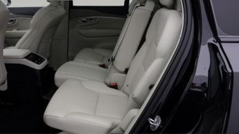 Volvo XC90 RECHARGE T8 PLUS AWD