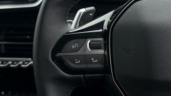 Peugeot 208 PURETECH ALLURE PREMIUM PLUS S/S