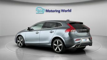 Volvo V40 T2 R-DESIGN NAV PLUS