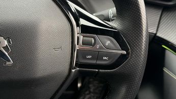 Peugeot E-208 GT PREMIUM