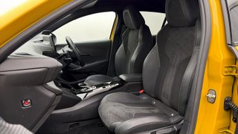 Peugeot E-208 GT PREMIUM