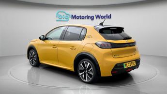 Peugeot E-208 GT PREMIUM