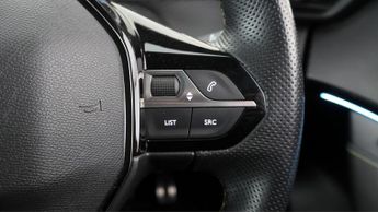 Peugeot E-2008 GT
