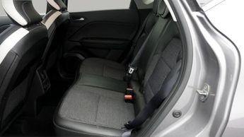 Renault Captur TECHNO E-TECH