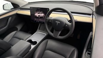 Tesla Model Y BASE