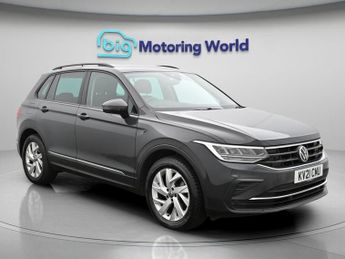 Volkswagen Tiguan LIFE TSI DSG