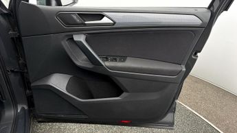 Volkswagen Tiguan LIFE TSI DSG