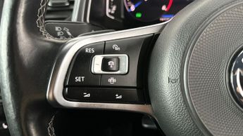Volkswagen T-Roc R-LINE TSI EVO DSG