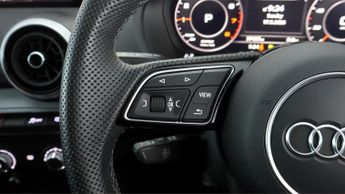 Audi Q2 TFSI S LINE
