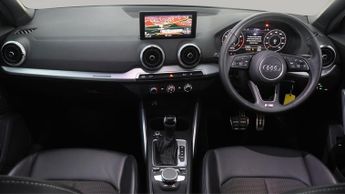 Audi Q2 TFSI S LINE
