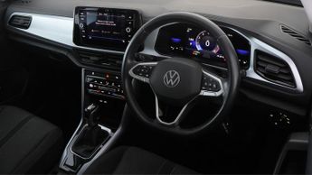 Volkswagen T-Roc LIFE TSI DSG
