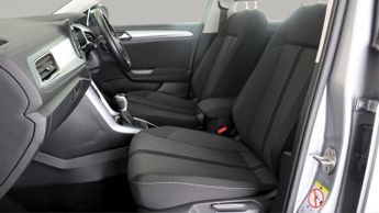 Volkswagen T-Roc LIFE TSI DSG