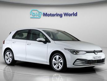 Volkswagen Golf LIFE TSI