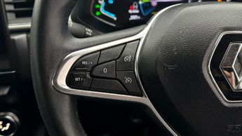 Renault Captur TECHNO E-TECH