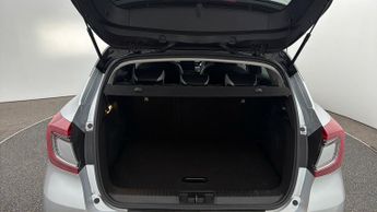 Renault Captur TECHNO E-TECH
