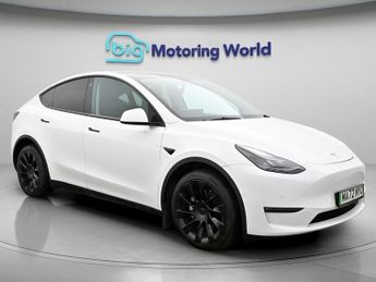 Tesla Model Y LONG RANGE AWD