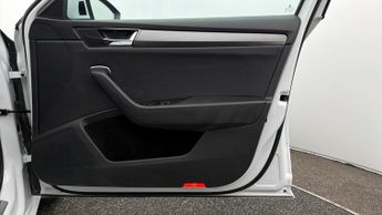 Skoda Superb SE L IV DSG