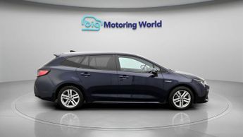 Toyota Corolla ICON TECH