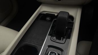Volvo XC60 RECHARGE T6 INSCRIPTION EXPRESSION AWD