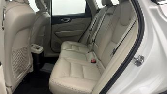 Volvo XC60 RECHARGE T6 INSCRIPTION EXPRESSION AWD