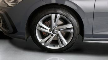 Volkswagen Golf R-LINE ETSI DSG