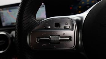Mercedes-Benz A Class A 180 AMG LINE EXECUTIVE