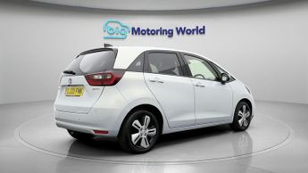 Honda Jazz I-MMD EX