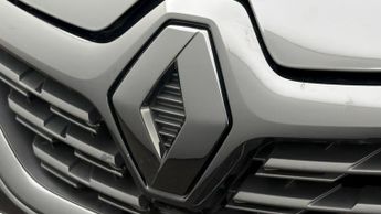 Renault Captur E-TECH ENGINEERED