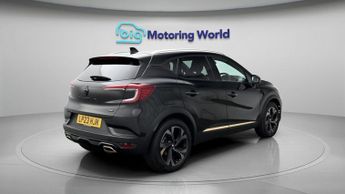 Renault Captur E-TECH ENGINEERED