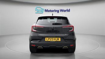 Renault Captur E-TECH ENGINEERED