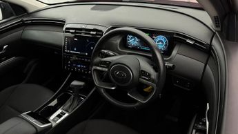 Hyundai TUCSON T-GDI SE CONNECT DCT
