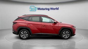 Hyundai TUCSON T-GDI SE CONNECT DCT