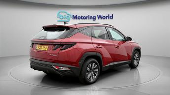 Hyundai TUCSON T-GDI SE CONNECT DCT