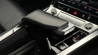 Audi e-tron QUATTRO S LINE