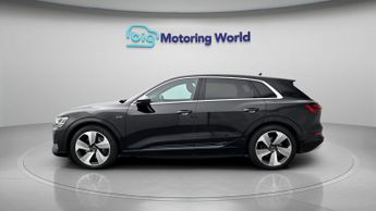 Audi e-tron QUATTRO S LINE