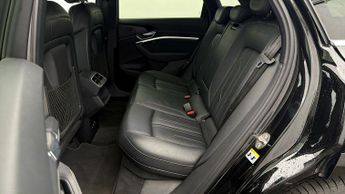 Audi e-tron QUATTRO S LINE