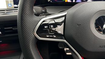 Volkswagen Golf GTI TSI DSG