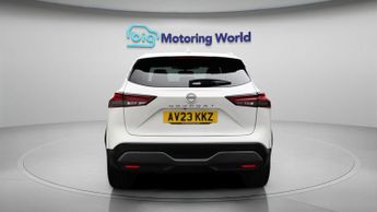 Nissan Qashqai DIG-T TEKNA DCT