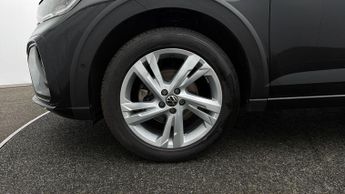 Volkswagen Taigo R-LINE TSI DSG